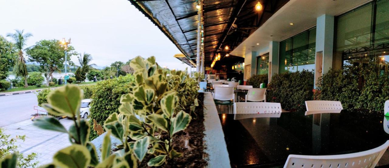 Viang Tak Riverside Hotel Εξωτερικό φωτογραφία