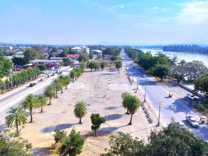 Viang Tak Riverside Hotel Εξωτερικό φωτογραφία